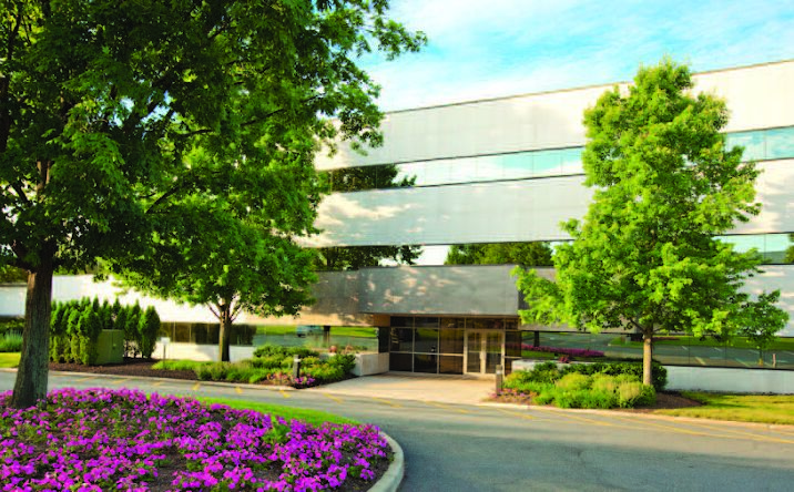 Pictures of Retail, Office, Restaurant property located at 75 Livingston Ave, Roseland, NJ 07068 for lease - image #1