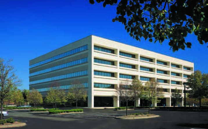 Pictures of Office property located at 45 Eisenhower Dr, Paramus, NJ 07652 for lease - image #1