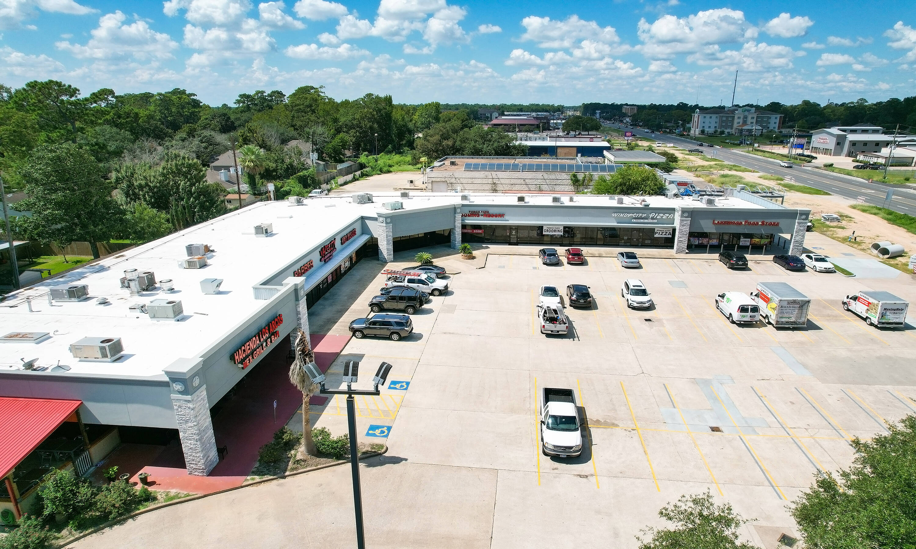 Crossroads Plaza