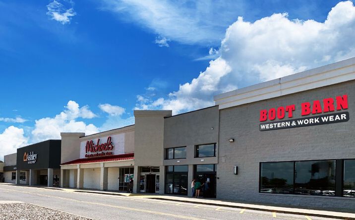 Pictures of Retail property located at 88 Dunning Rd, Middletown, NY 10940 for lease - image #1