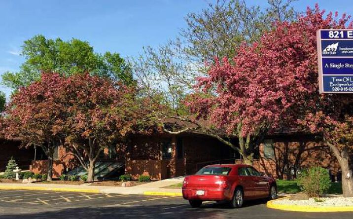 Pictures of Office property located at 821 E 1st Ave, Appleton, WI 54911 for lease - image #1