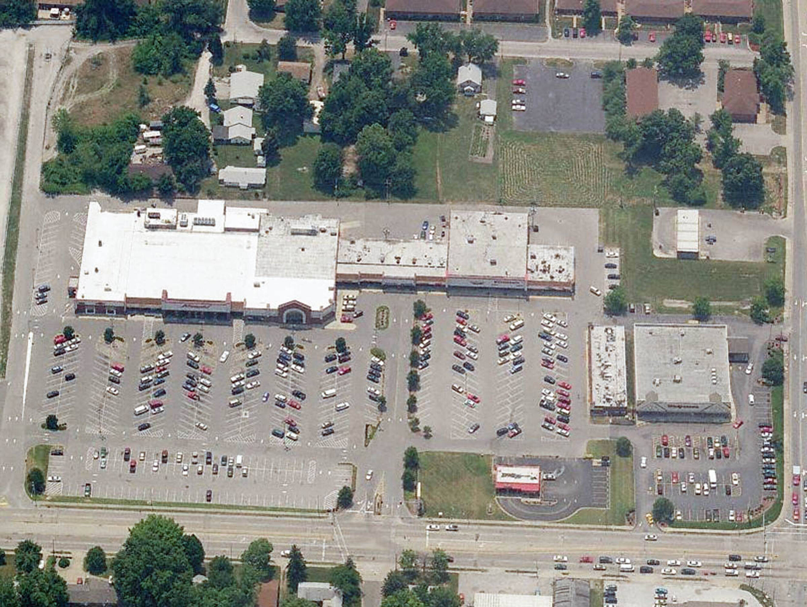 5720 N Belt W, Belleville, IL 62226