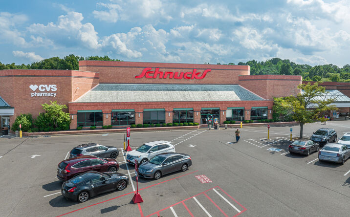 Pictures of Retail property located at 4500 W Lloyd Expy, Evansville, IN 47712 for lease - image #1