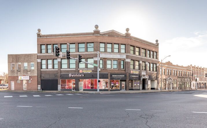 Pictures of Retail property located at 3546 S Grand Blvd, St. Louis, MO 63118 for lease - image #1