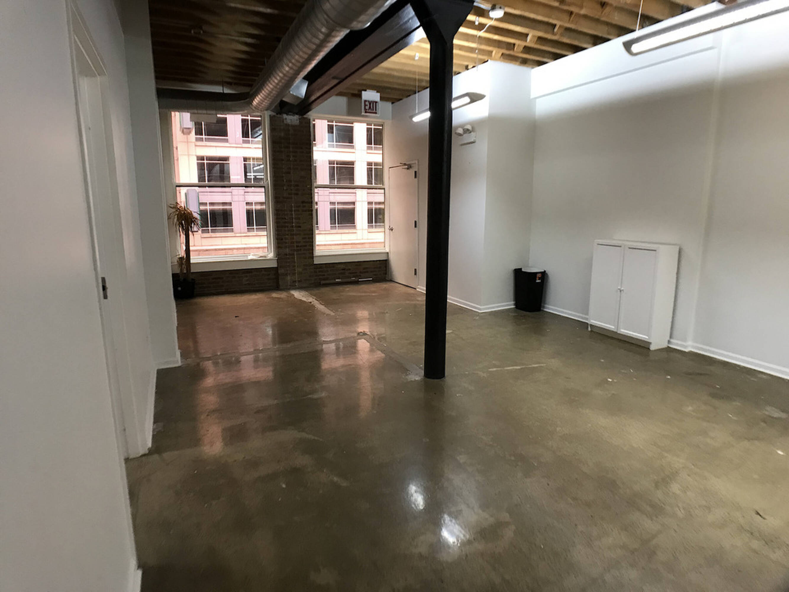 108 W Kinzie St, Chicago, IL 60654 | Crexi.com