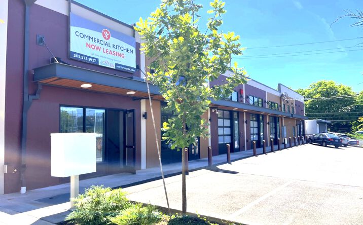 Pictures of Retail, Industrial, Restaurant property located at 602 SE 11th Ave, Portland, OR 97214 for lease - image #1