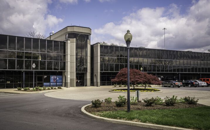 Pictures of Office property located at 100 Executive Park, Louisville, KY 40207 for lease - image #1