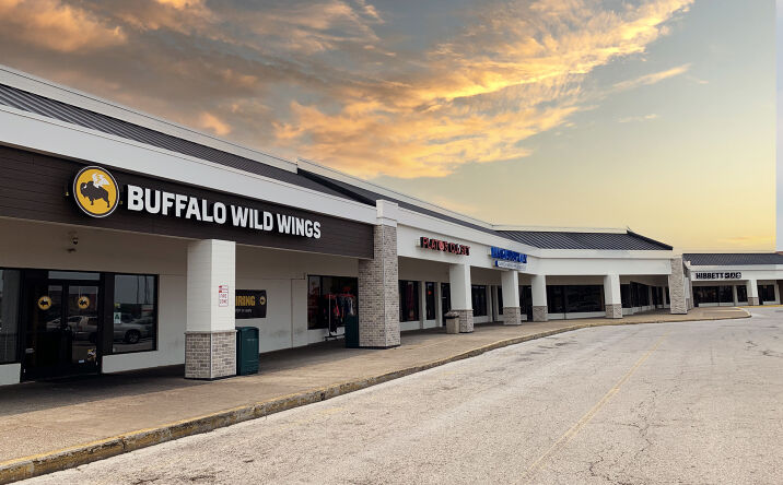 Pictures of Retail property located at 4600 Frederica St, Owensboro, KY 42301 for lease - image #1