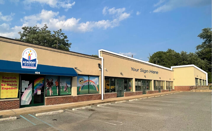 Pictures of Retail property located at 404 Tonnelle Ave, Jersey City, NJ 07306 for lease - image #1