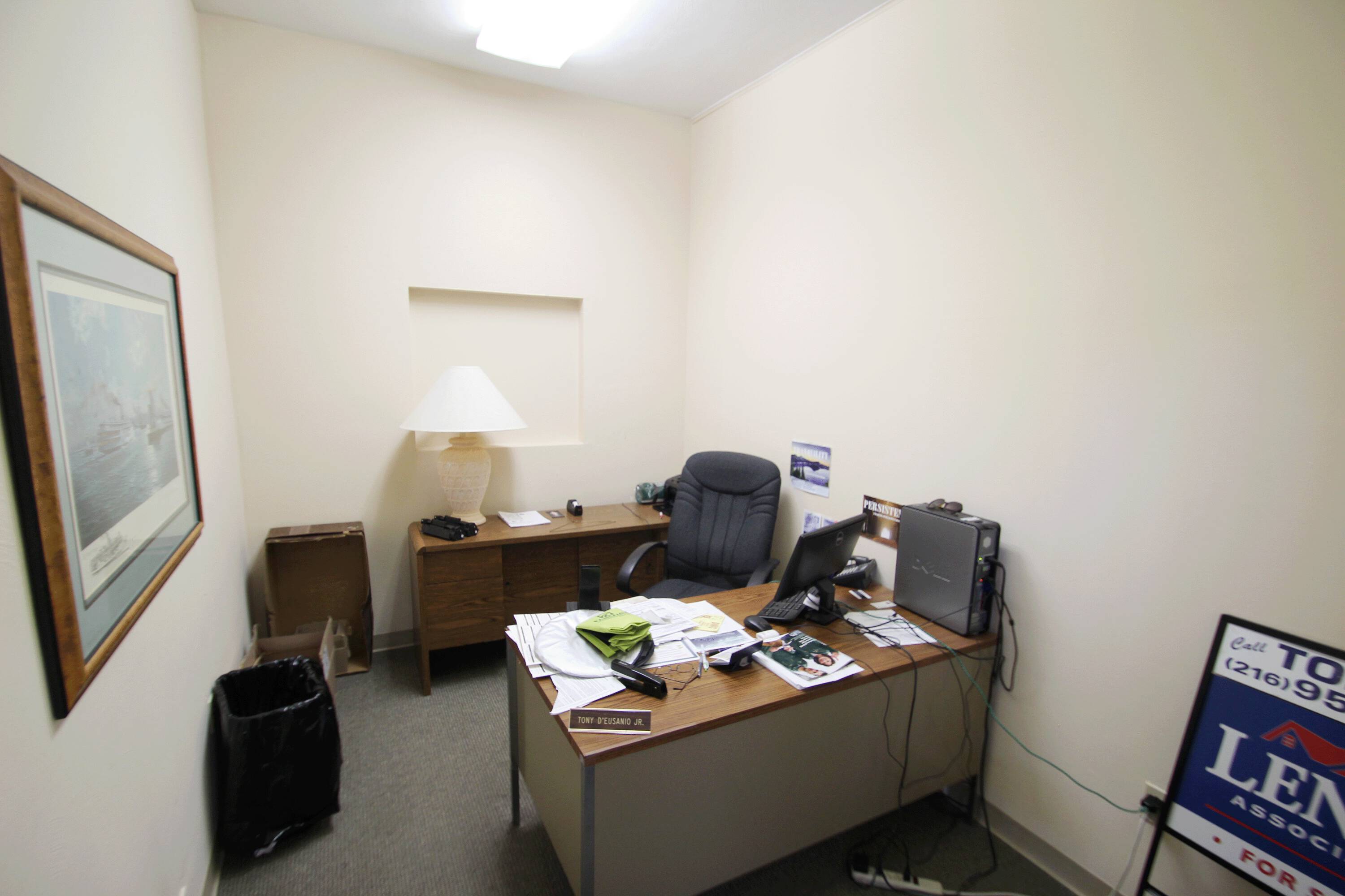 150 E Sprague Rd, Broadview Heights, OH 44147