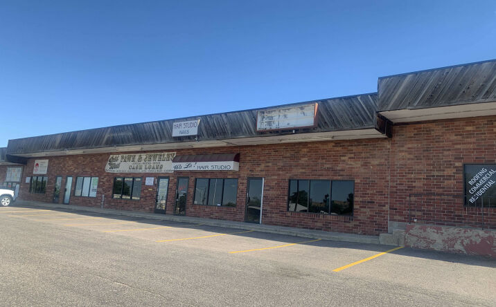 Pictures of Retail property located at 15750 S Golden Rd, Golden, CO 80401 for lease - image #1
