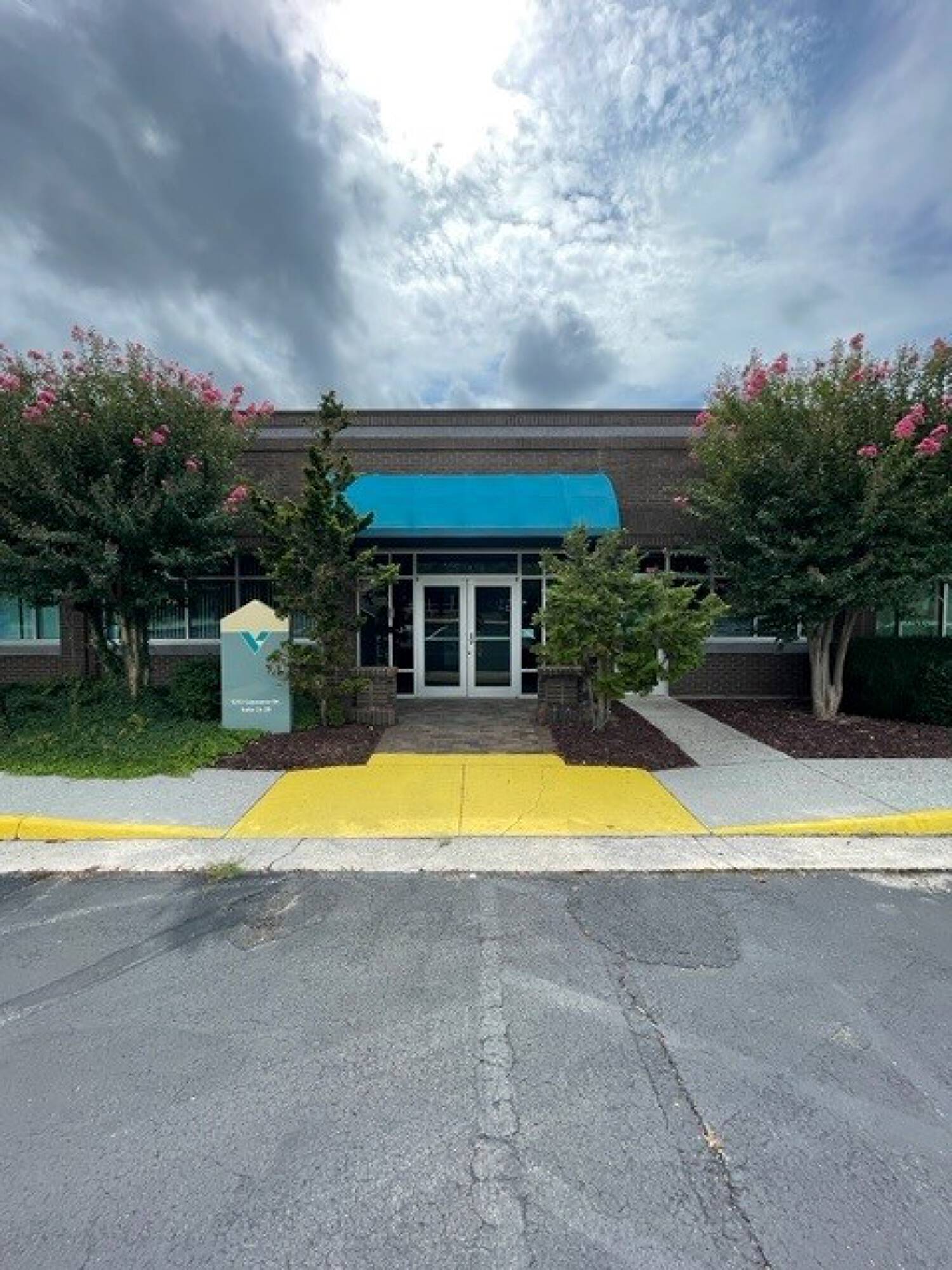 5251 Concourse Dr, Hollins, VA 24019