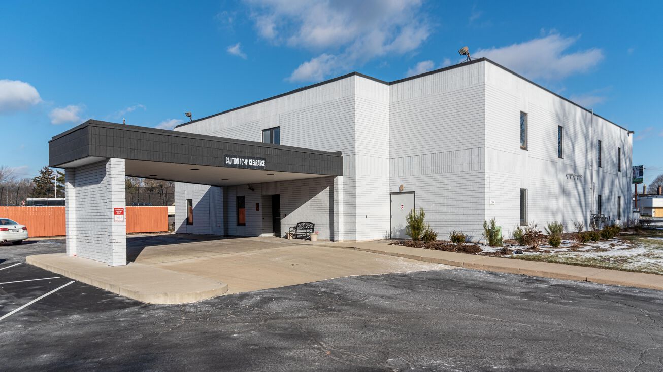 2900 Carskaddon Ave, Toledo, OH 43606 Office Space for Lease 2900