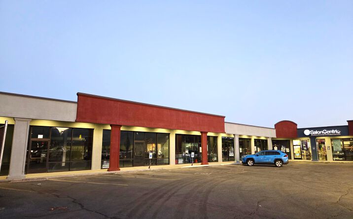 Pictures of Retail property located at 1201 N Wenatchee Ave, Wenatchee, WA 98801 for lease - image #1
