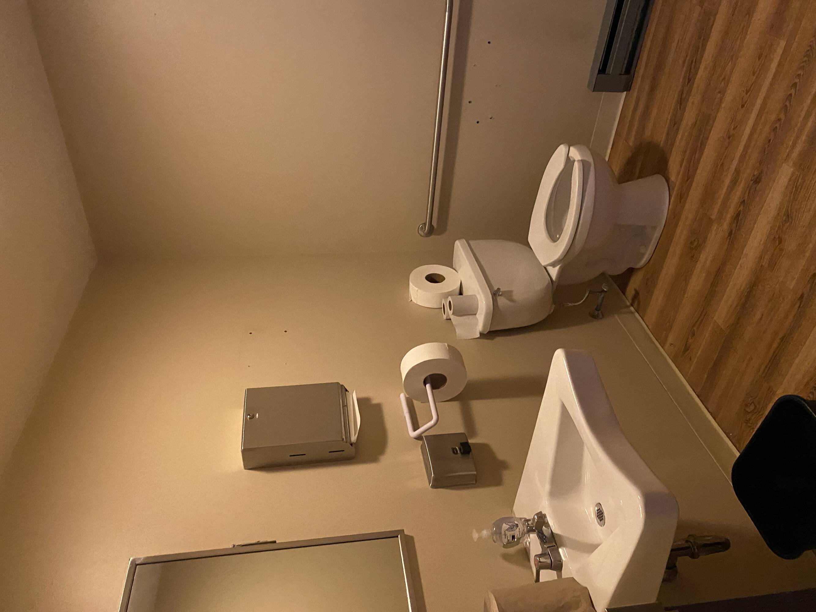 162 Sutton St, North Andover, MA 01845