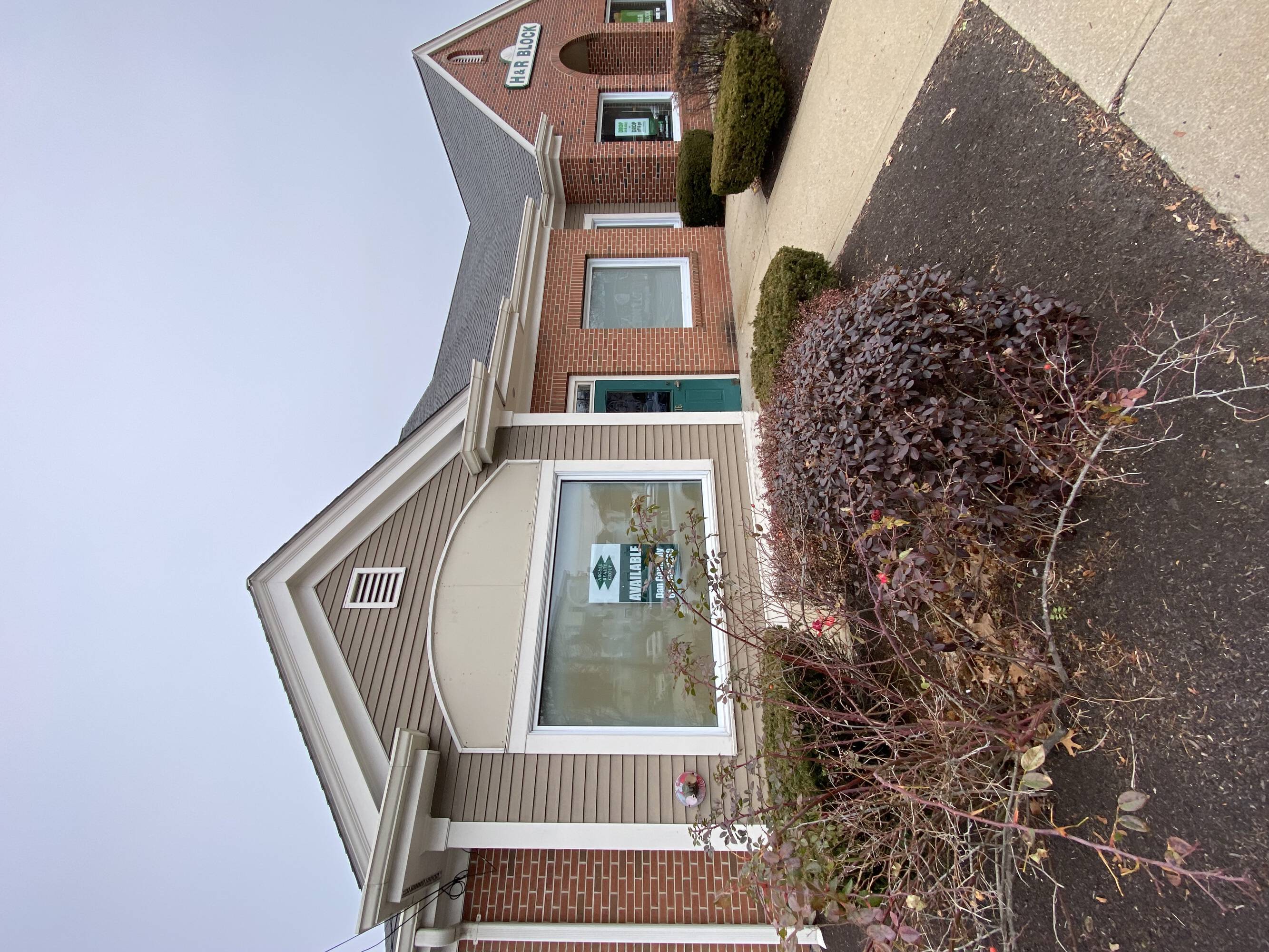 162 Sutton St, North Andover, MA 01845