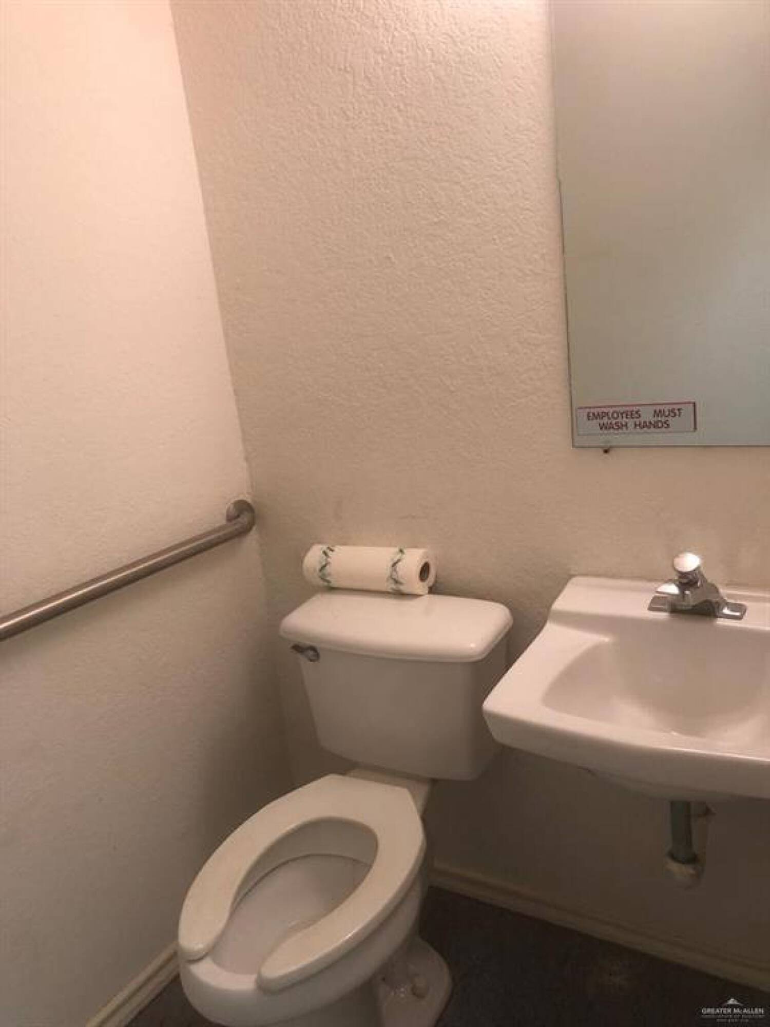 2212 N Primrose Ave D, McAllen, TX 78504