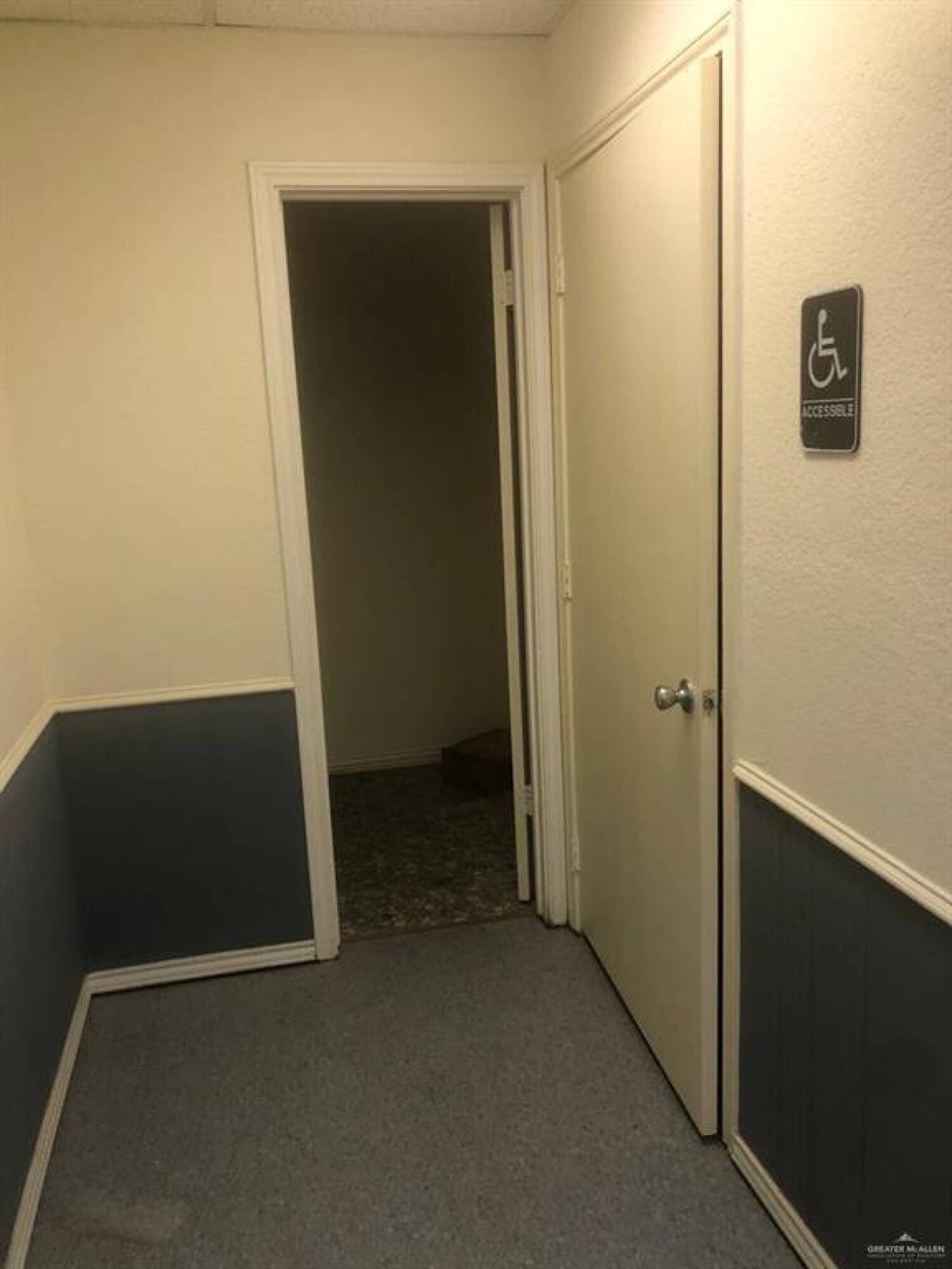 2212 N Primrose Ave D, McAllen, TX 78504