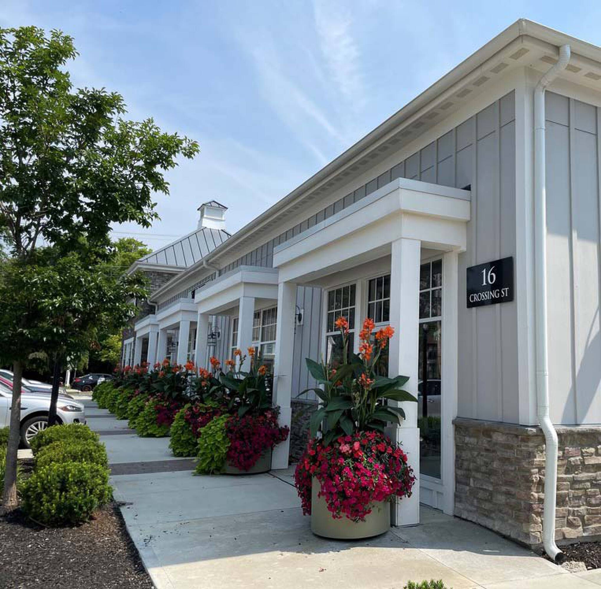 16 Crossing St, Powell, OH 43065