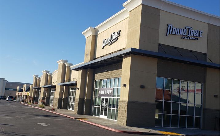 Pictures of Retail property located at 712 W Onstott Frontage Rd, Yuba City, CA 95991 for lease - image #1