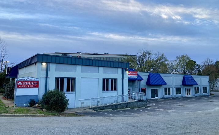 Pictures of Office, Retail property located at 4413 W Market St, Greensboro, NC 27407 for lease - image #1