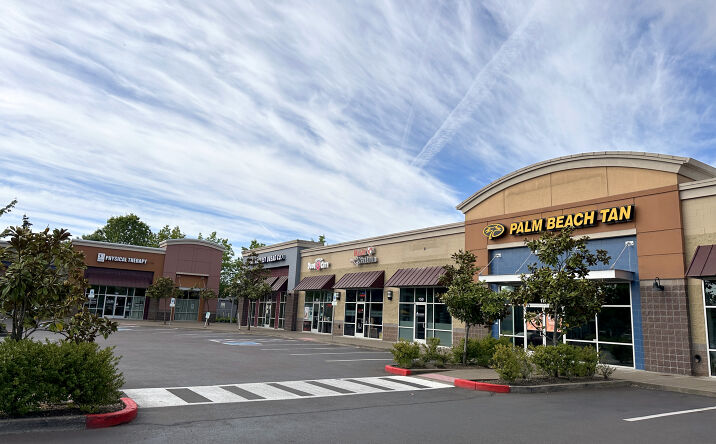 Pictures of Retail property located at 515 Taggart Dr, Salem, OR 97304 for lease - image #1