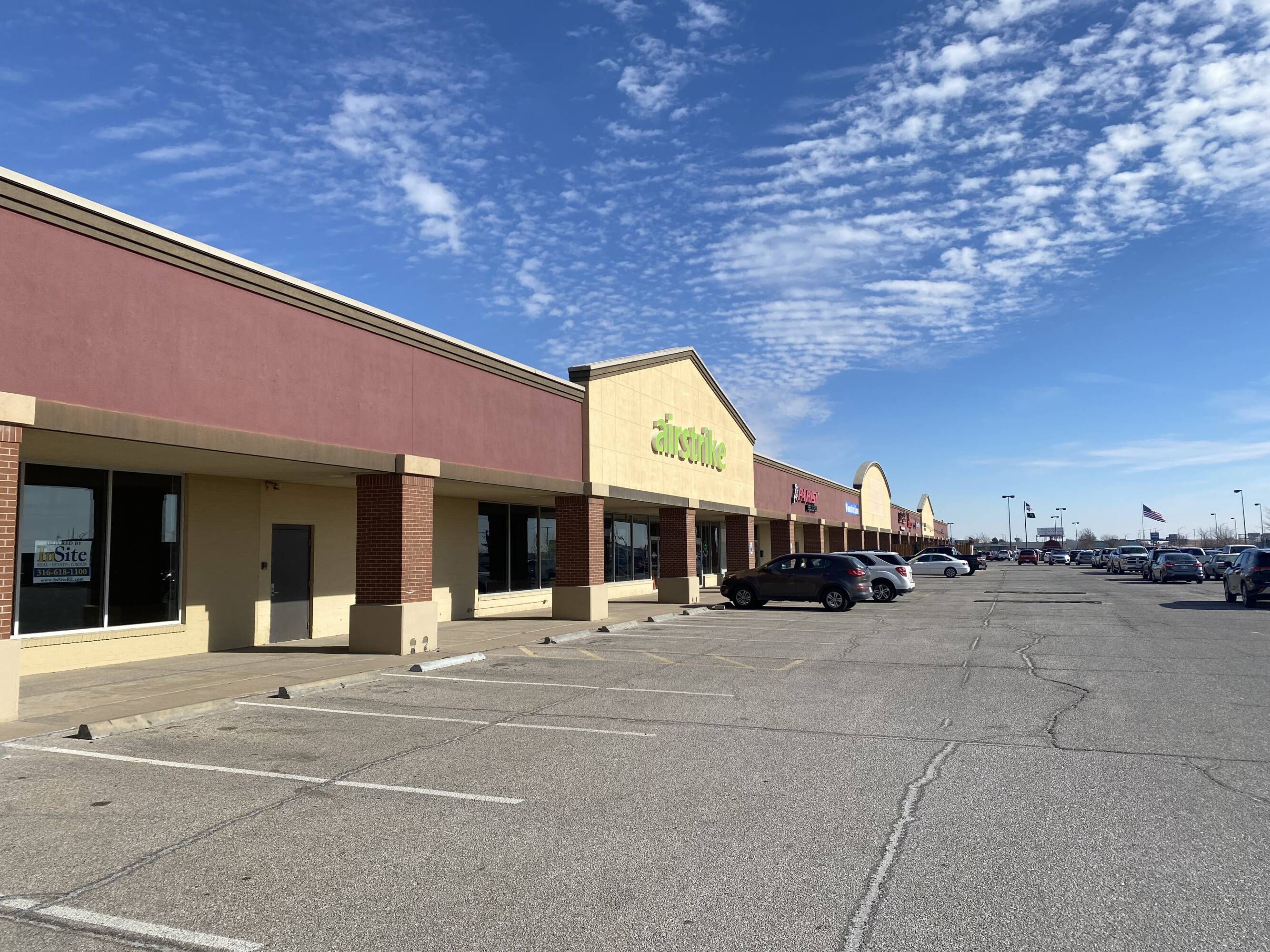 610 S Tyler Rd, Wichita, KS 67209