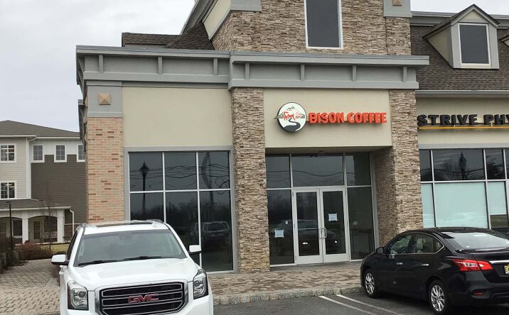 Pictures of Retail, Restaurant property located at 253 Hurffville - Cross Keys Rd, Washington Township, NJ 08080 for lease - image #1