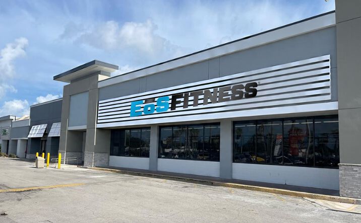 Pictures of Retail property located at 5502 Cortez Rd W, Bradenton, FL 34210 for lease - image #1