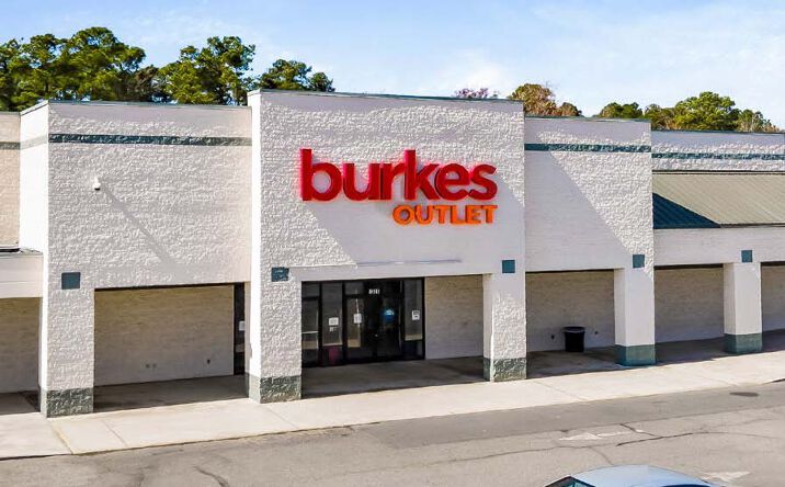 Pictures of Retail property located at 1301 Scotland Crossing Dr, Laurinburg, NC 28352 for lease - image #1