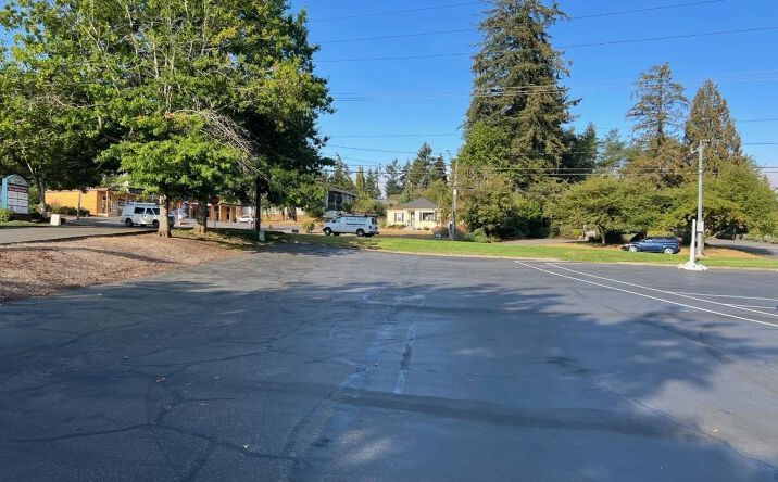 Pictures of Office, Special Purpose property located at 3550 Liberty Rd S, Salem, OR 97302 for lease - image #1