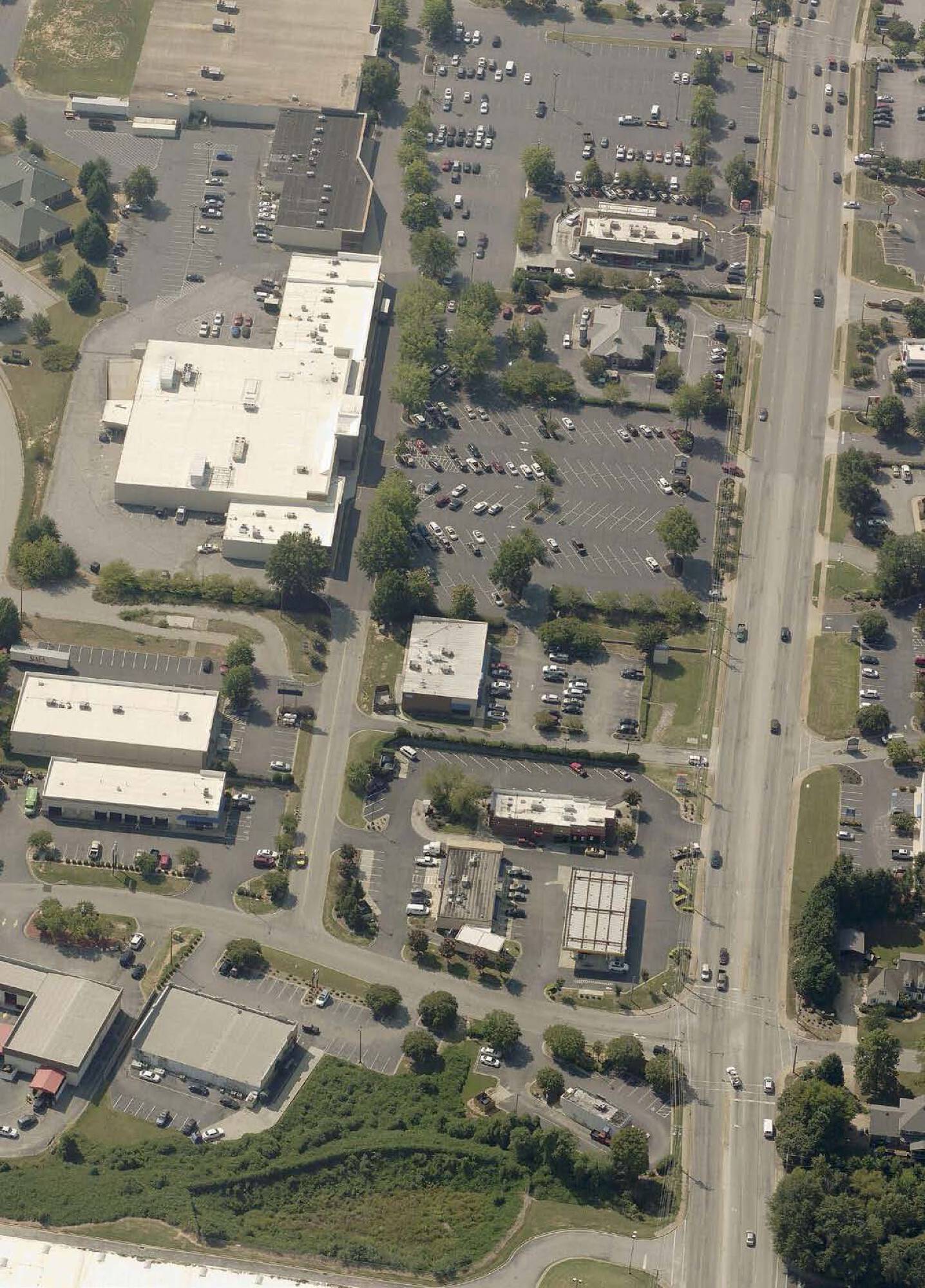 655 Fairview Rd, Simpsonville, SC 29680