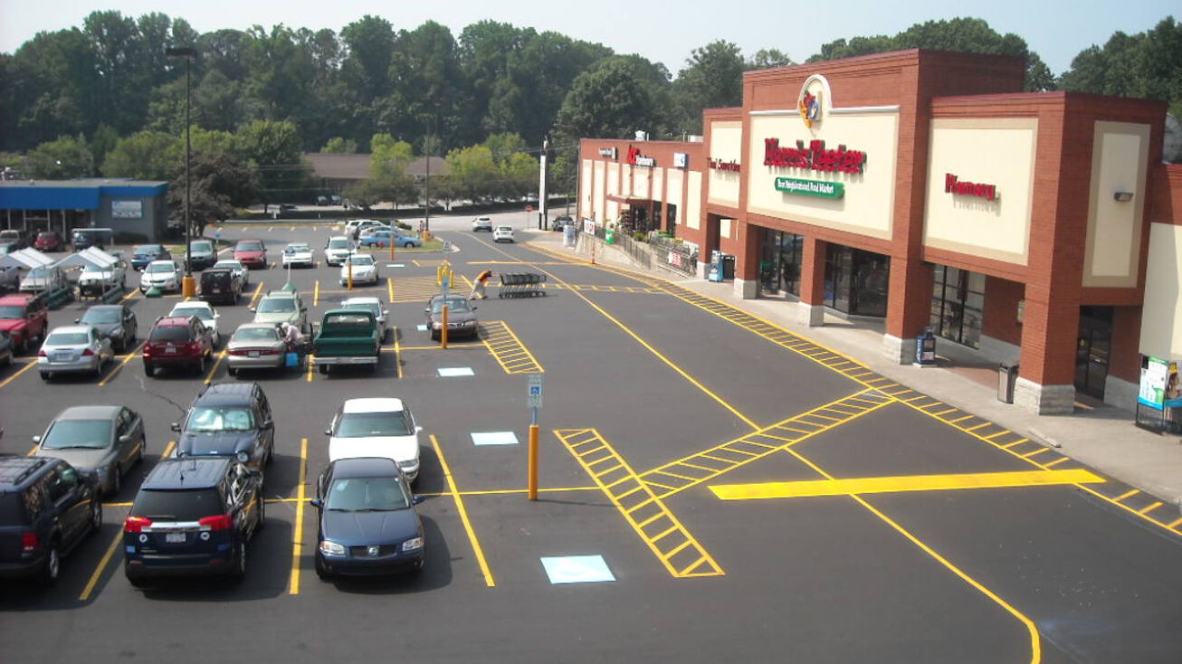 Cloverdale Ave. & Miller St, WinstonSalem, NC 27103 Retail Space for