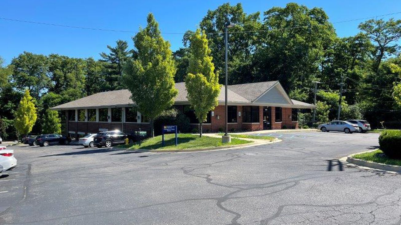 1974 N Huron River Dr, Ypsilanti, MI 48197