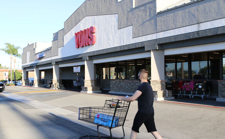 Pictures of Retail, Office, Restaurant property located at 5922 Edinger Ave, Huntington Beach, CA 92649 for lease - image #1