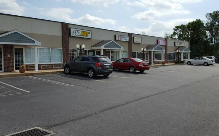 Pictures of Retail, Office, Restaurant property located at 7839 Allentown Blvd, Skyline View, PA 17112 for lease - image #1