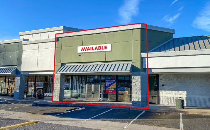 Pictures of Retail property located at 2500-2690 NE Us-20 Hwy, Bend, OR 97701 for lease - image #1