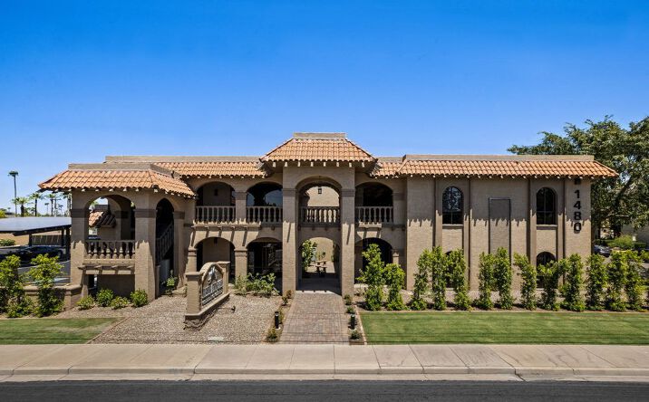 Pictures of Office property located at 1480 E Bethany Home Rd, Phoenix, AZ 85014 for lease - image #1
