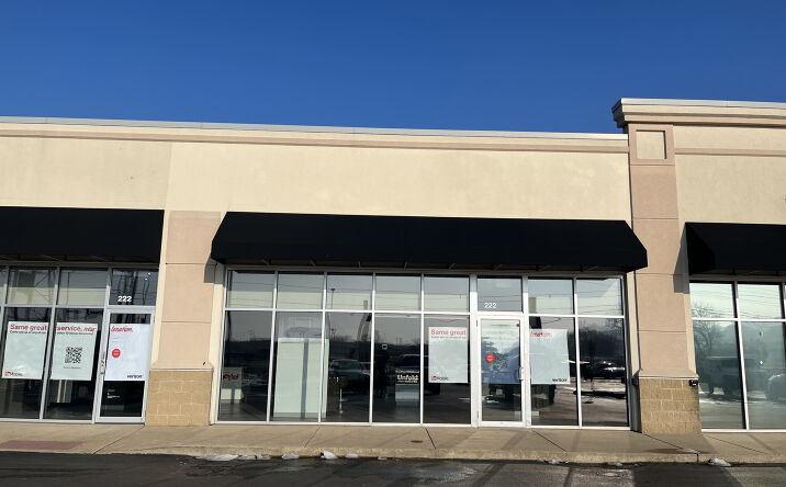 Pictures of Retail, Office property located at 222 W Camp St, East Peoria, IL 61611 for lease - image #1