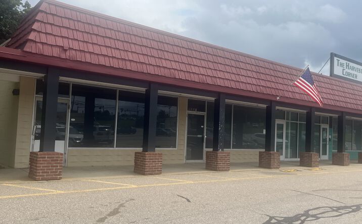 Pictures of Retail property located at 493 Westchester Rd, Colchester, CT 06415 for lease - image #1