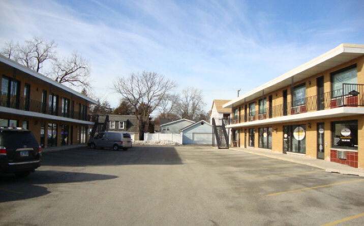 Pictures of Office property located at 1032 South La Grange Road, La Grange, IL 60525 for lease - image #1