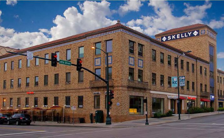 Pictures of Retail, Office, Restaurant property located at 605 W. 47th Street, Kansas City, MO 64112 for lease - image #1
