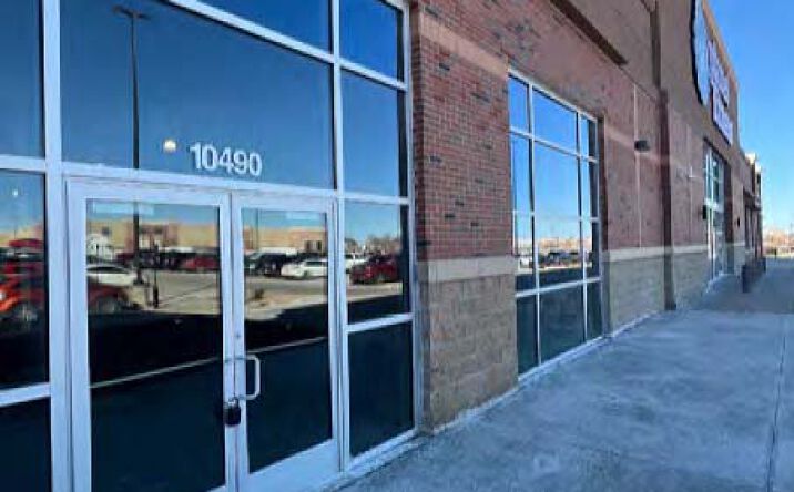 Pictures of Retail property located at 10500 Parallel Pkwy, Kansas City, KS 66109 for lease - image #1