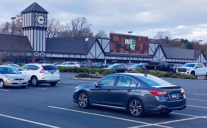 Pictures of Retail property located at 121 Farmington Ave, Bristol, CT 06010 for lease - image #1