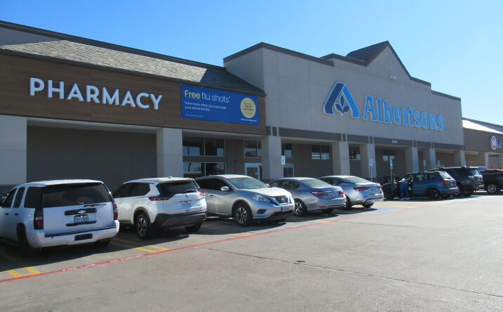Pictures of Retail property located at Shady Grove Rd. & Story Rd, Irving, TX 75060 for lease - image #1