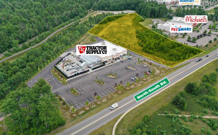 Pictures of Retail, Land property located at 170 North-South Rd, Conway, NH 03860 for lease - image #1