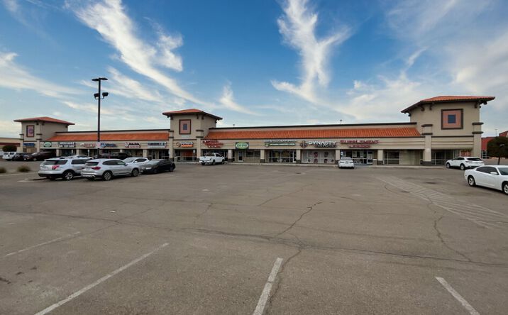 Pictures of Retail property located at 12135 Montwood Dr, El Paso, TX 79936 for lease - image #1
