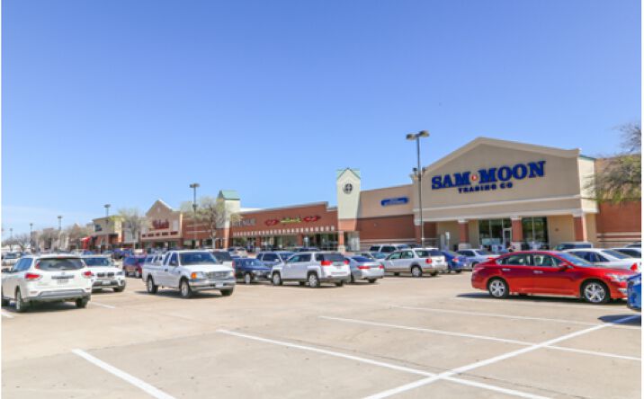 Pictures of Retail property located at 1100 W Arbrook Blvd, Arlington, TX 76015 for lease - image #1