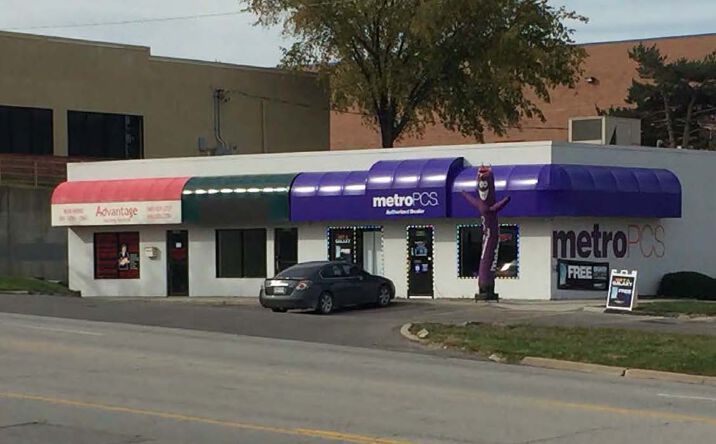 Pictures of Retail property located at 4540 S. Noland Road, Independence, MO 64055 for lease - image #1