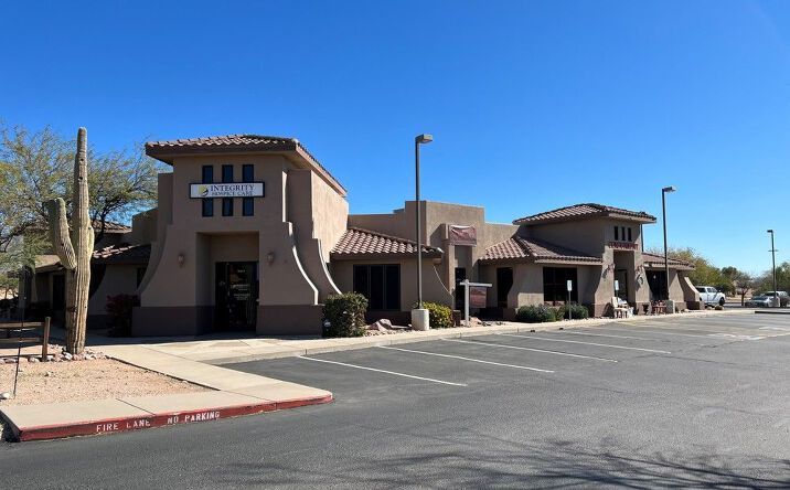 Pictures of Retail, Office property located at 6877 S Kings Ranch Rd, Gold Canyon, AZ 85118 for lease - image #1